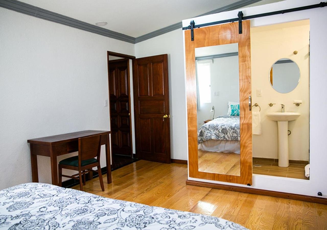 Casa San Pedro Bed & Breakfast Mexico City Exterior photo