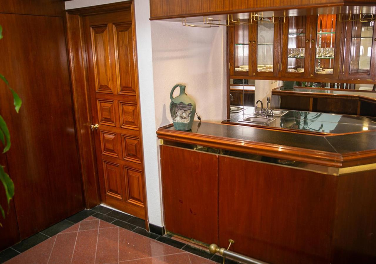 Casa San Pedro Bed & Breakfast Mexico City Exterior photo
